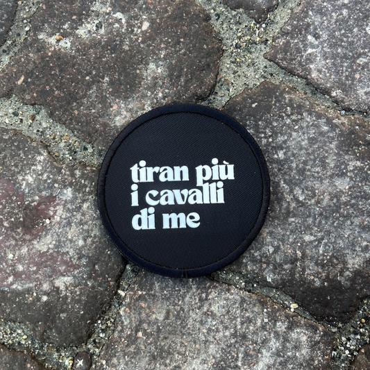 Toppe carnevale tiran più i cavalli